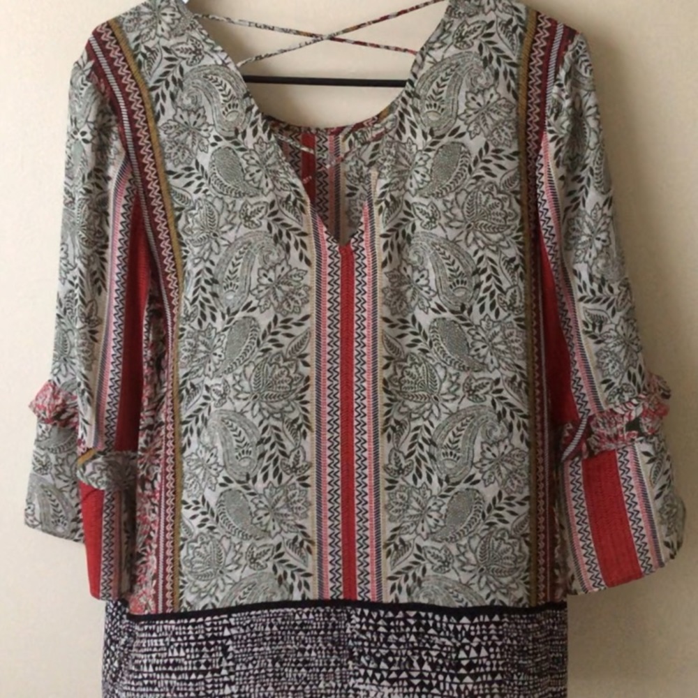 DR2 Thin Floral Printed Blouse